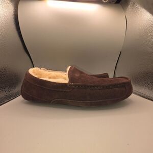 UGG Men's Ascot Suede Slipper Espresso Brown Size 10 WITH BOX